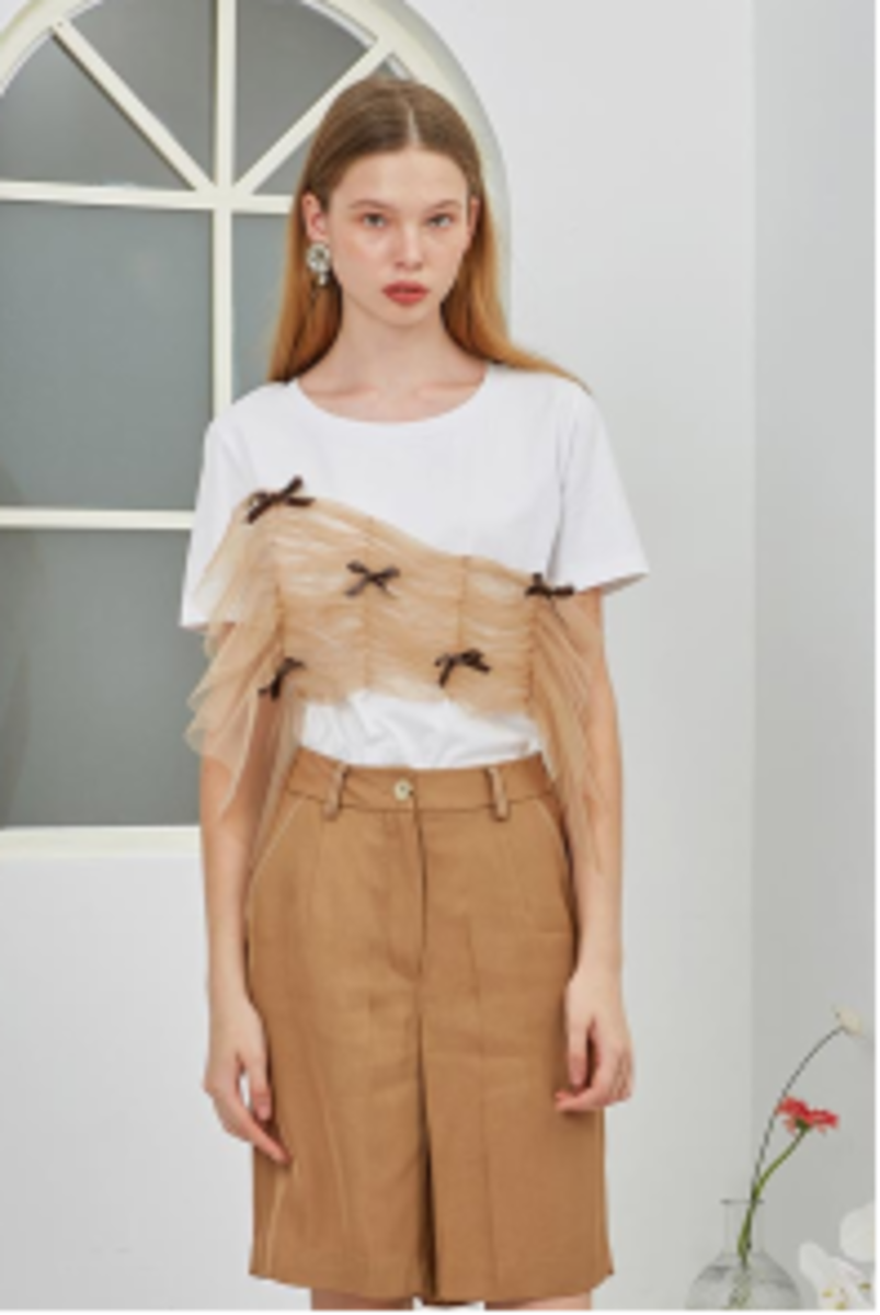 白色网纱拼接T恤