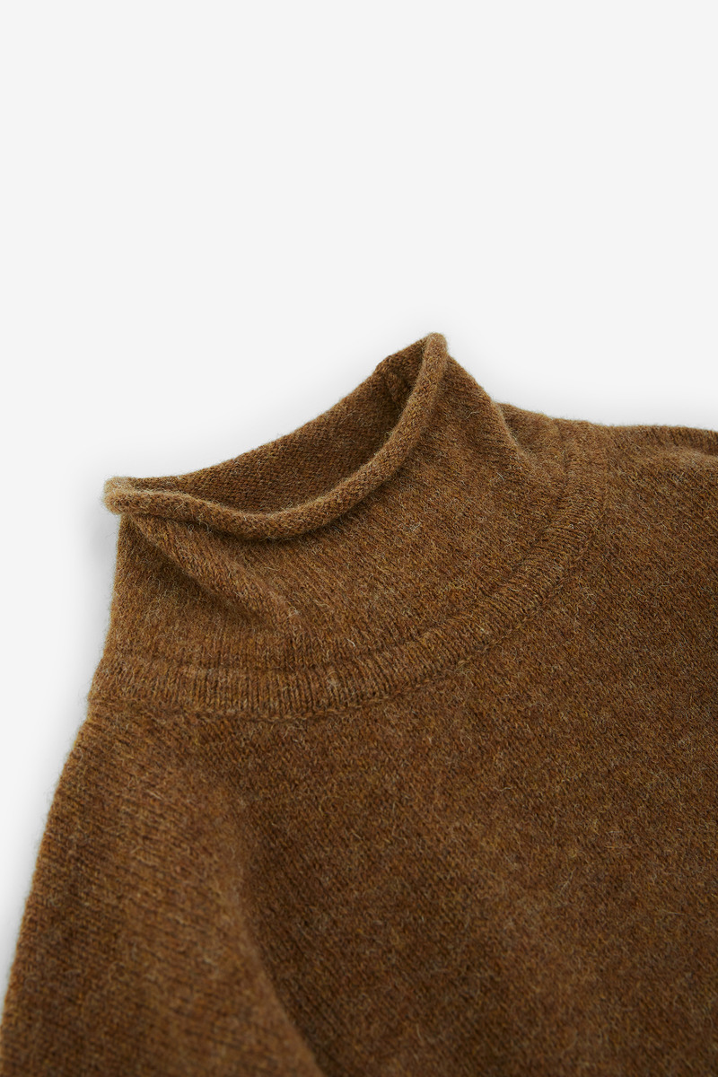 British Shetland Wool Donegal Curl Neck Gansey Sweater, Woman-3