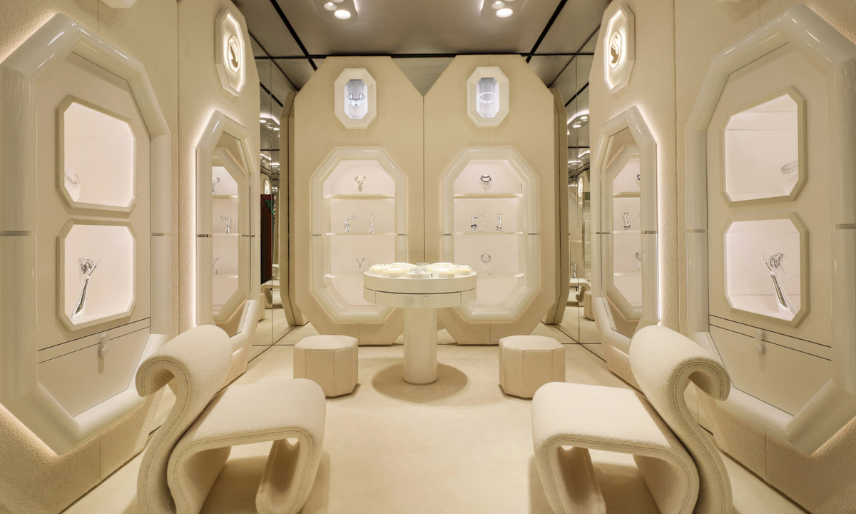 施华洛世奇全球最大旗舰店于上海开业