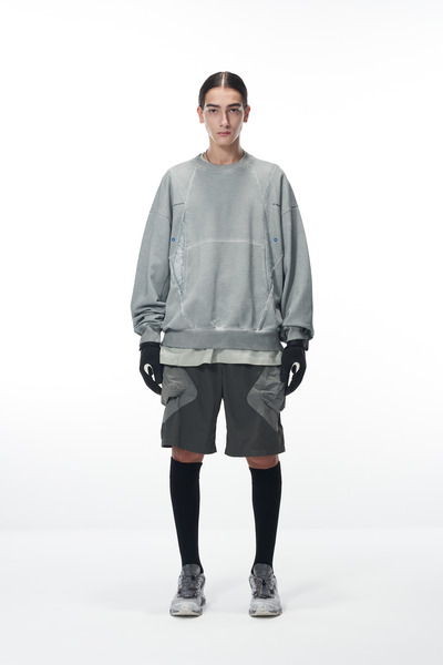 ATTEMPT SS22 脏染线性分割圆领卫衣