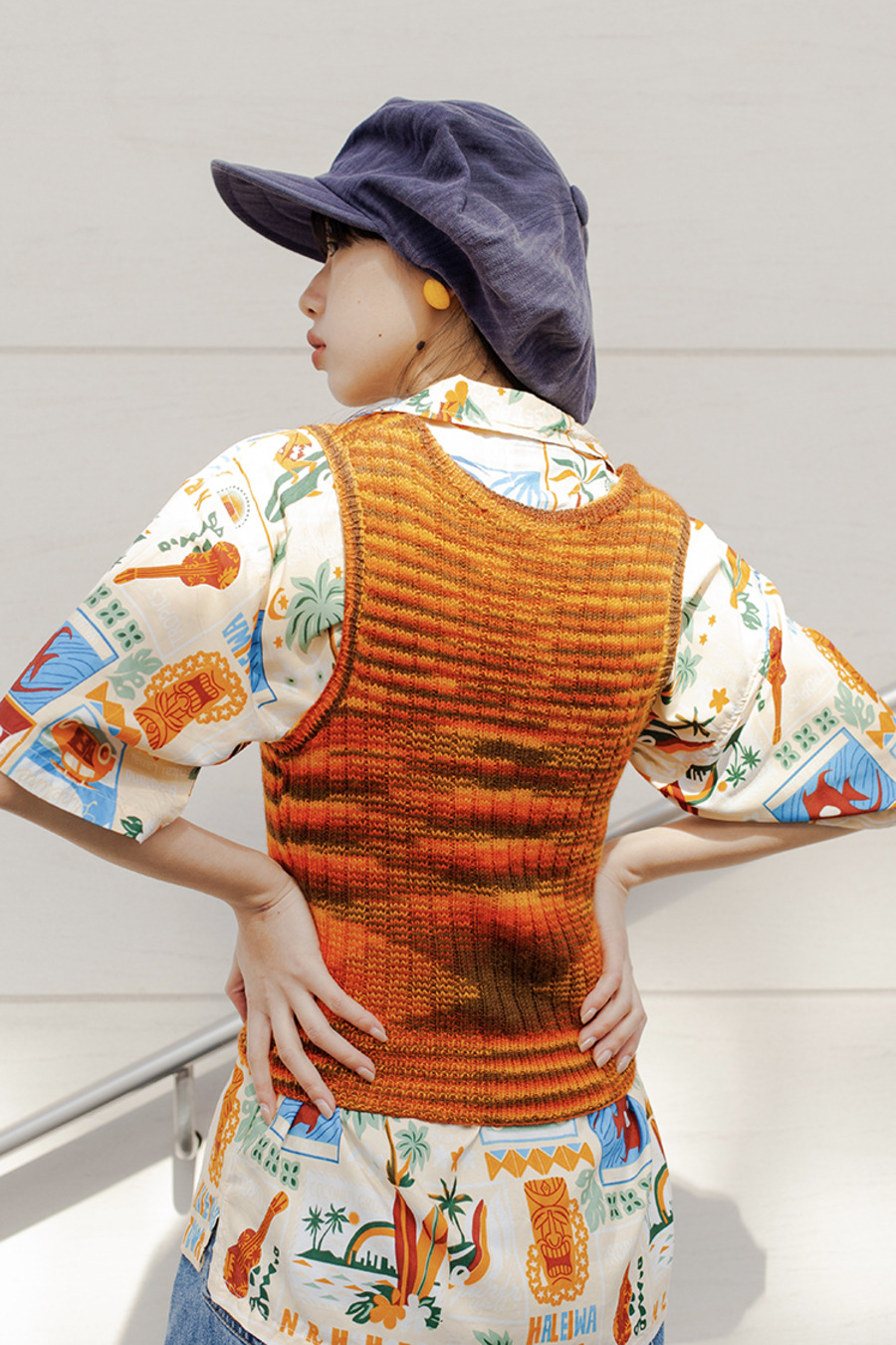 vintage 70s knitwear 70年代黄橙红棕四色渐变针织吊带上衣-3