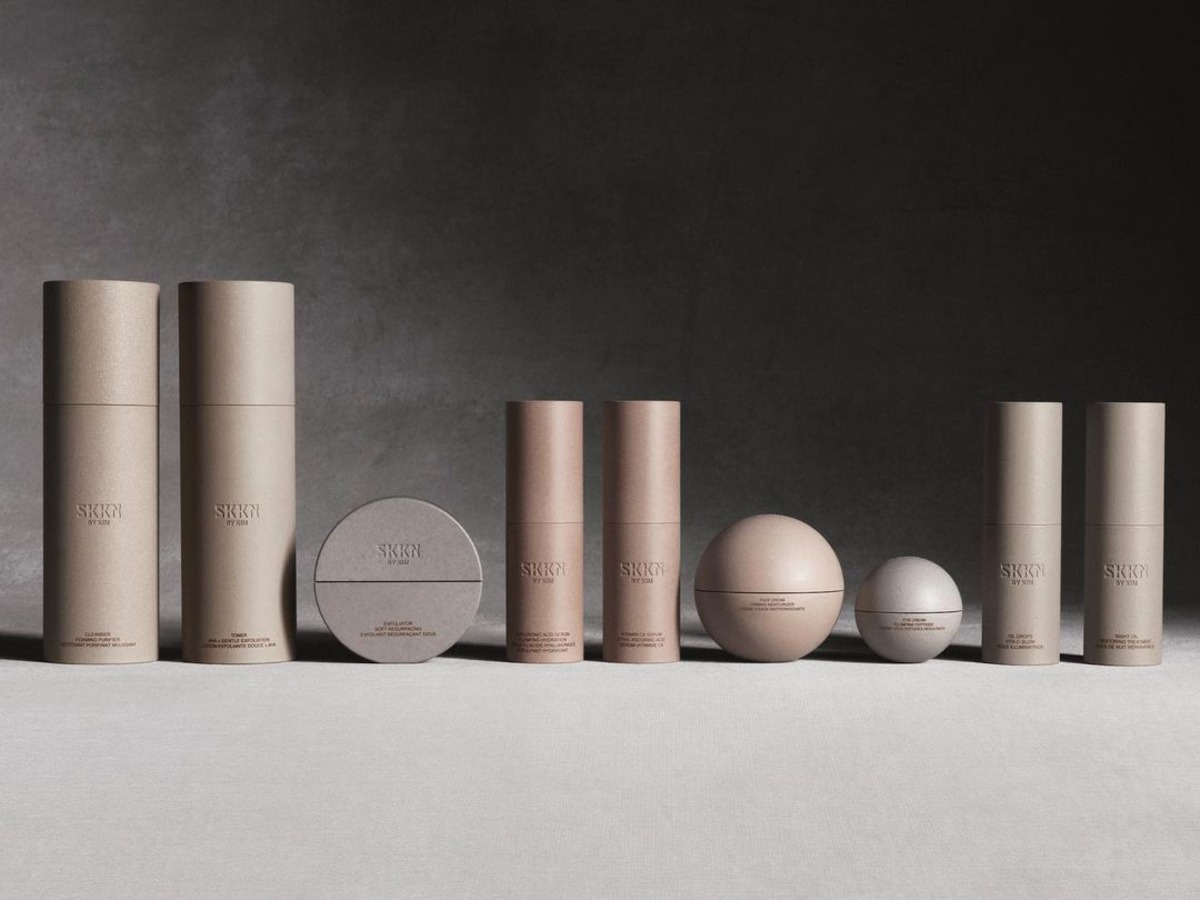 Kim Kardashian 全新护肤品牌「SKKN BY KIM」正式上线