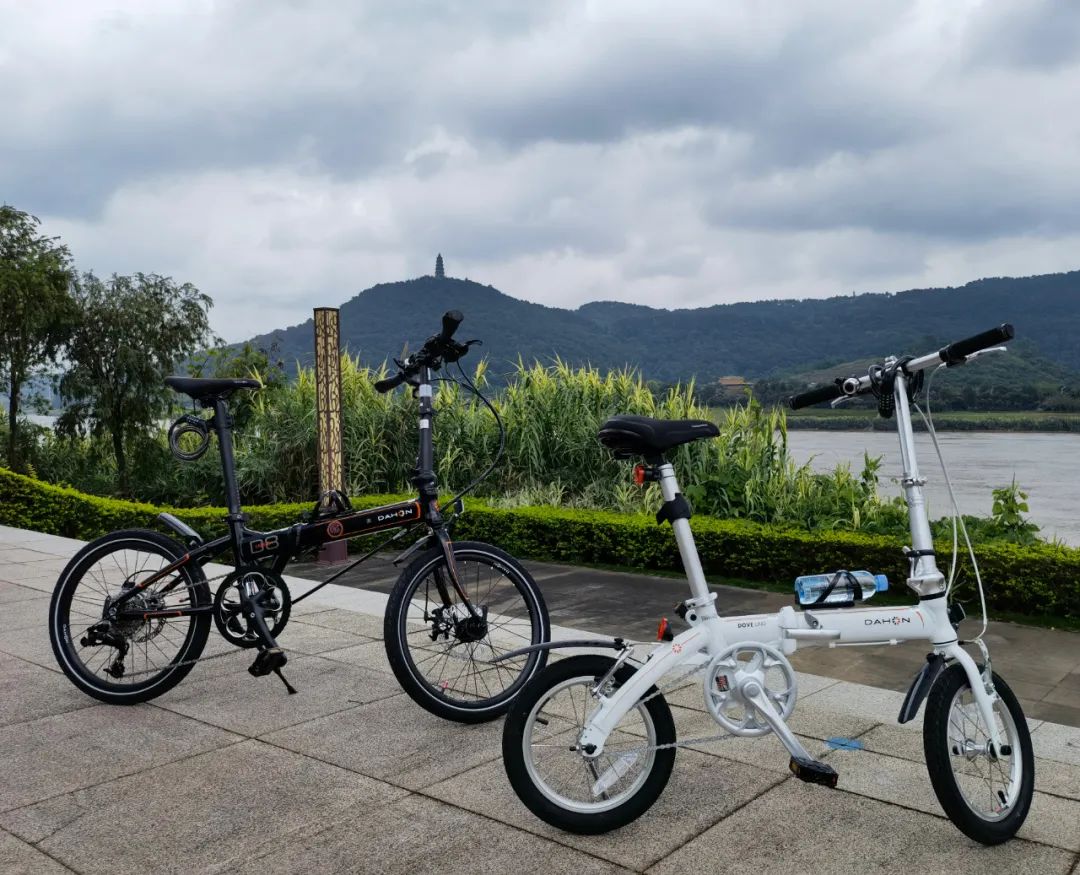 騎行于邕江之畔