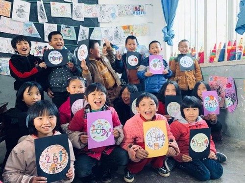 鹏城慈善 | 传梦深圳 “为梦想加一课”慈善拍品征集