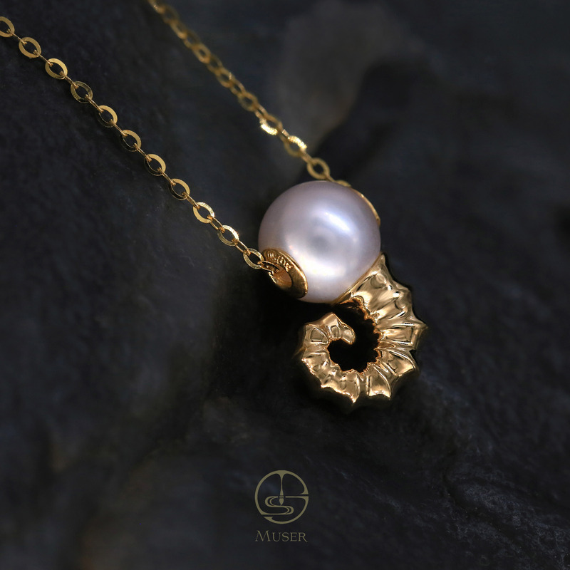 预售-羊羊得意-珍珠吊坠-18K黄