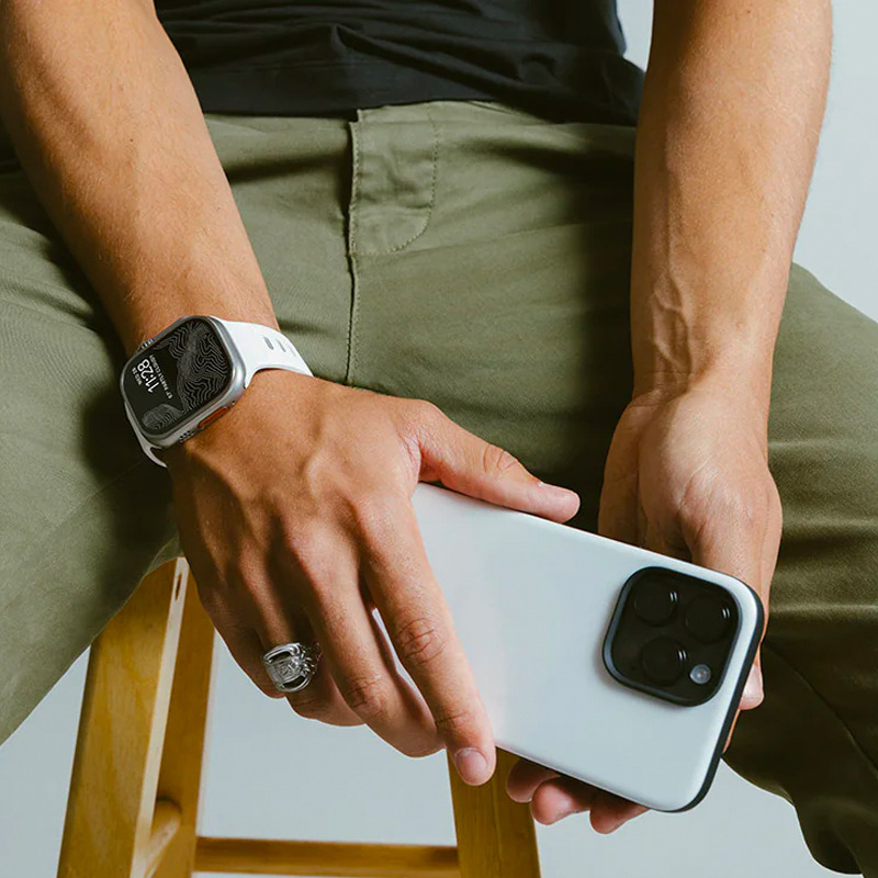 NOMAD iPhone15系列Sport Case白色运动手机壳