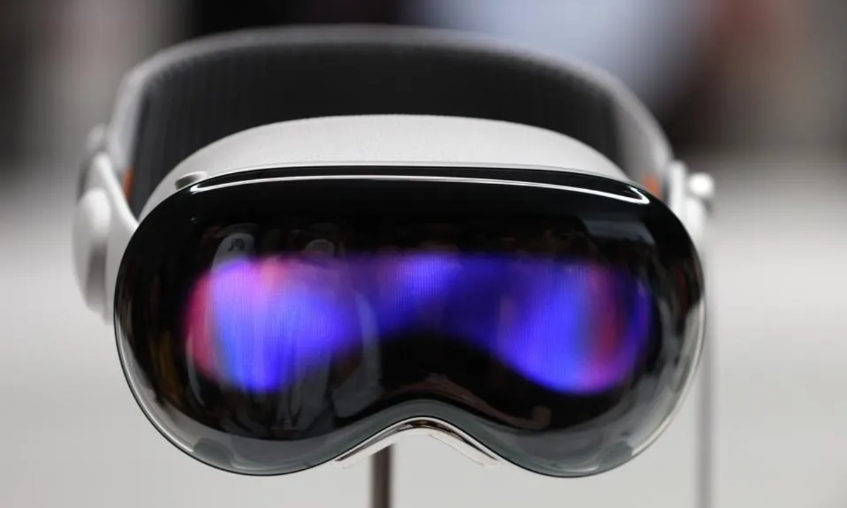 苹果 Vision Pro 预计明年 3 月发售