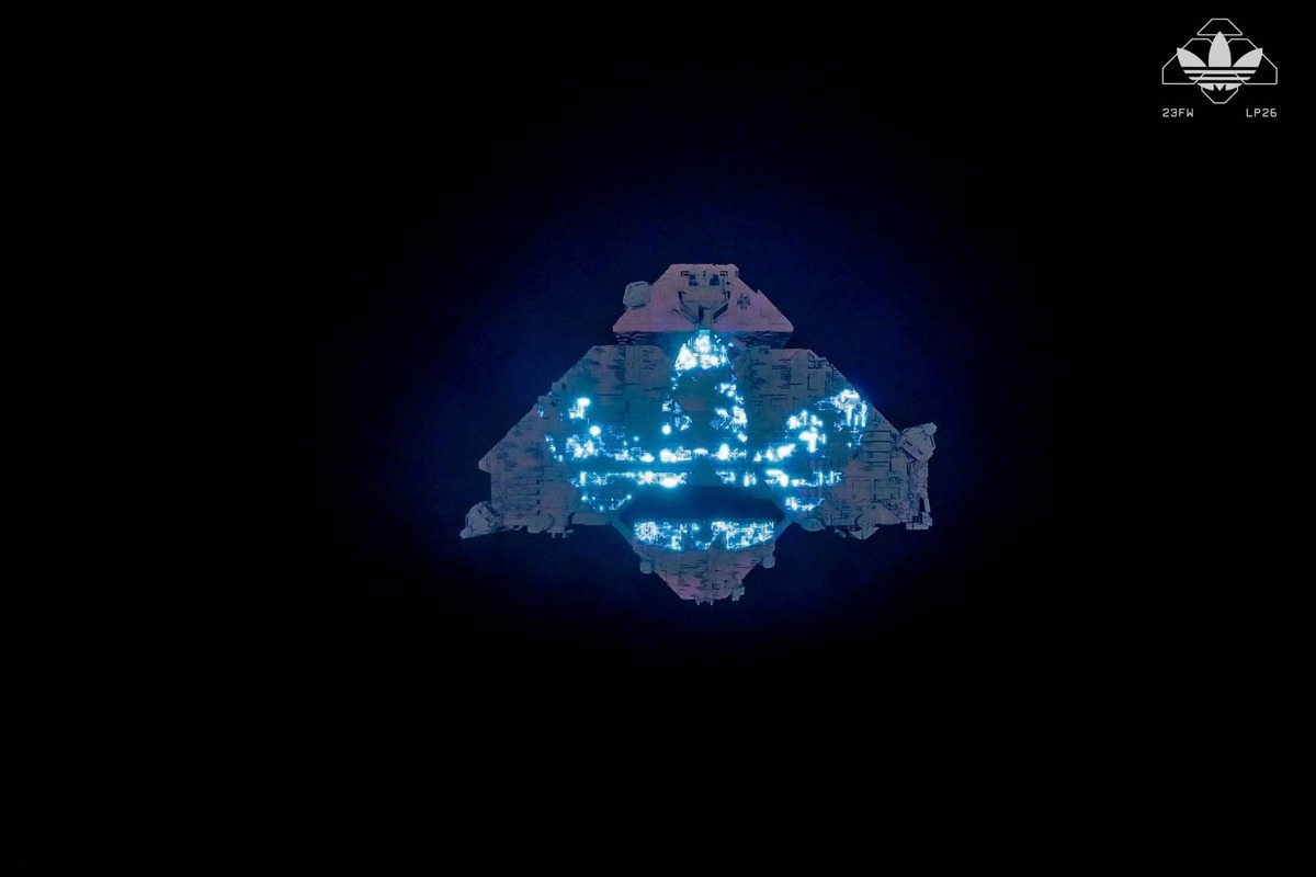 adidas Originals 联合 HAMCUS 举办「尘民 DUSZENERATION 世代」线下展览