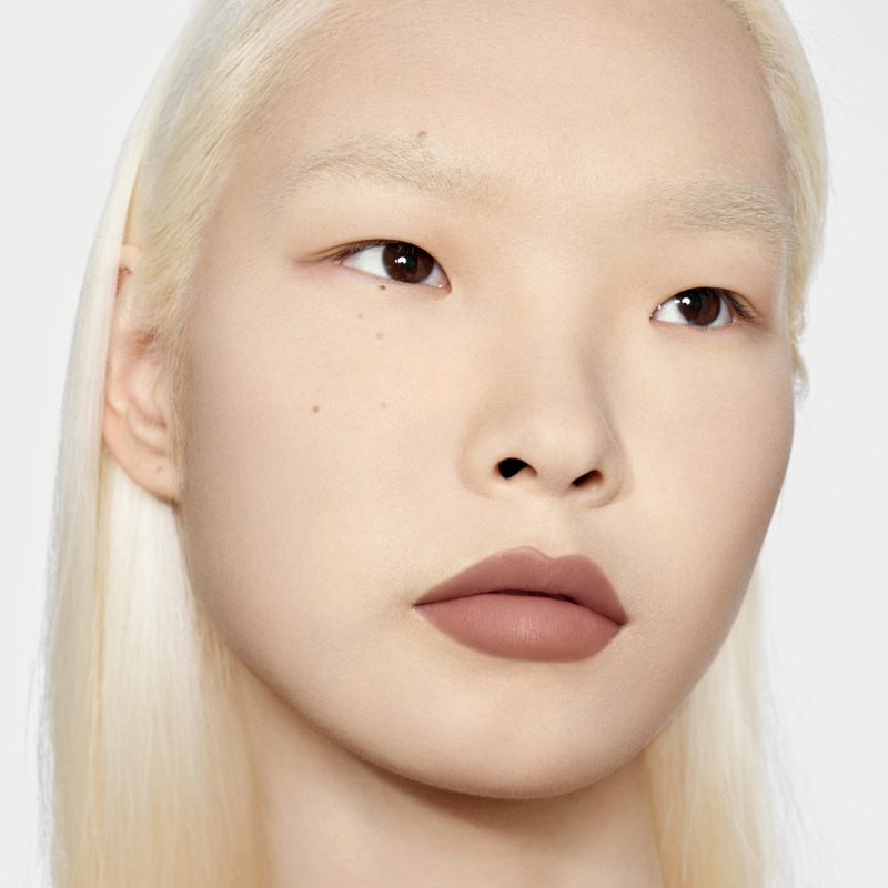 MAISON de SIT.E轻缎柔焦散粉-4