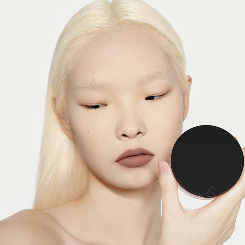 MAISON de SIT.E轻缎柔焦散粉-5