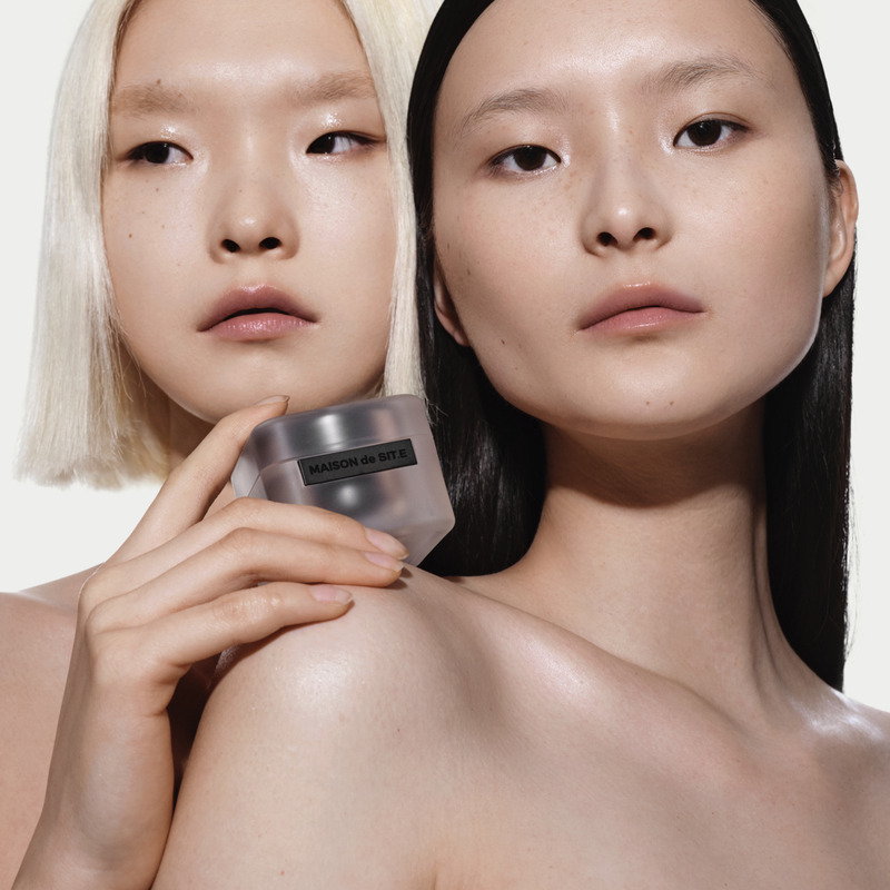 MAISON de SIT.E黑曜晶透粉霜-4