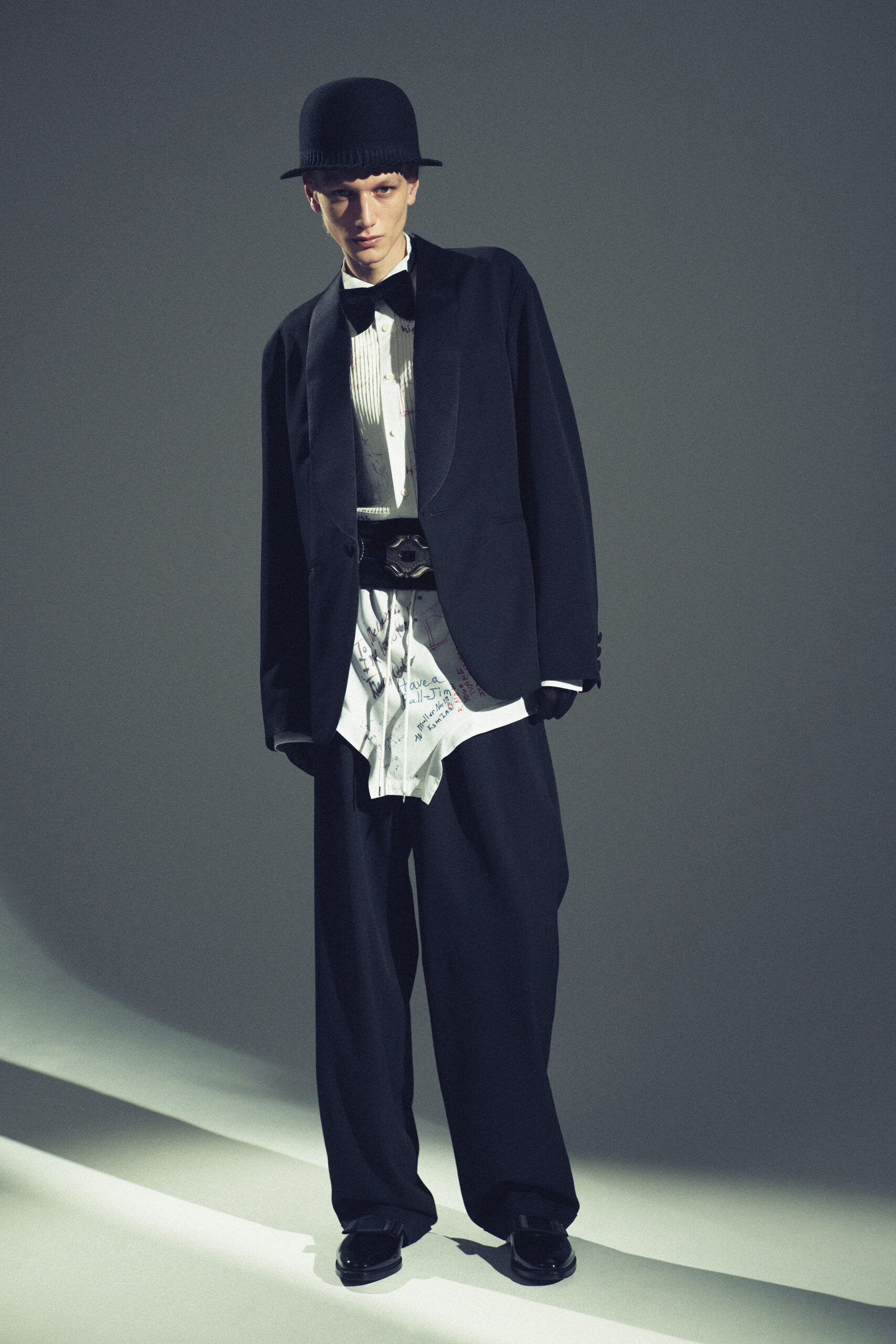 TAKAHIROMIYASHITATheSoloist. 2025 秋冬系列「THE BLACK-AND-WHITE REALISM」