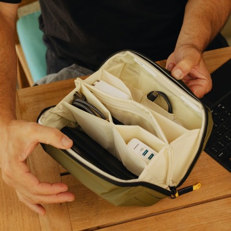 Tech Pouch - 21口袋配件收纳包-21