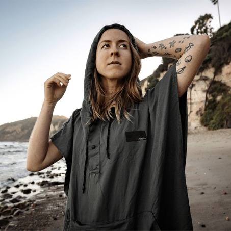 轻便速干毛巾斗篷-8