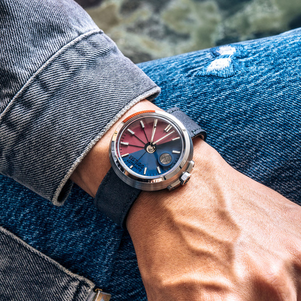 四度空间清水模机械表Duo-冰与火-5