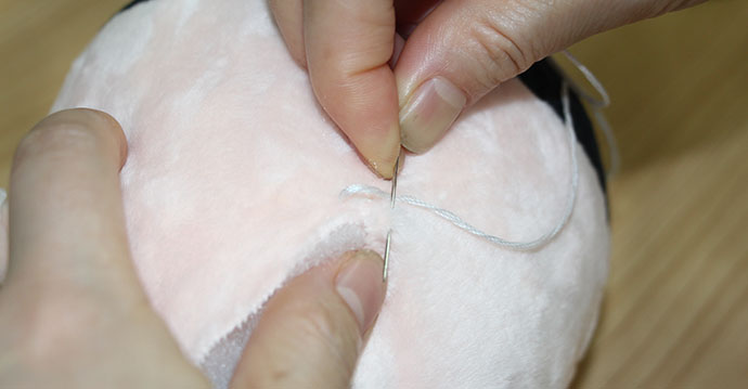 ——  每一针  每一线  ——