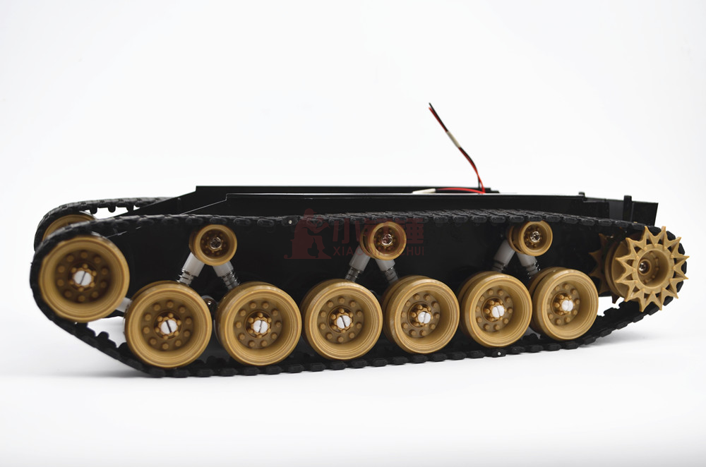 如何制作DIY一个低成本高性能的遥控坦克？