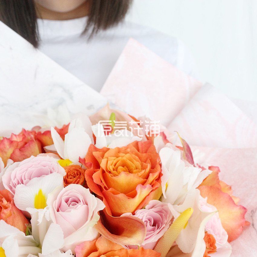 甜橙 橙白双色混合花束 甜橙 橙白双色混合花束