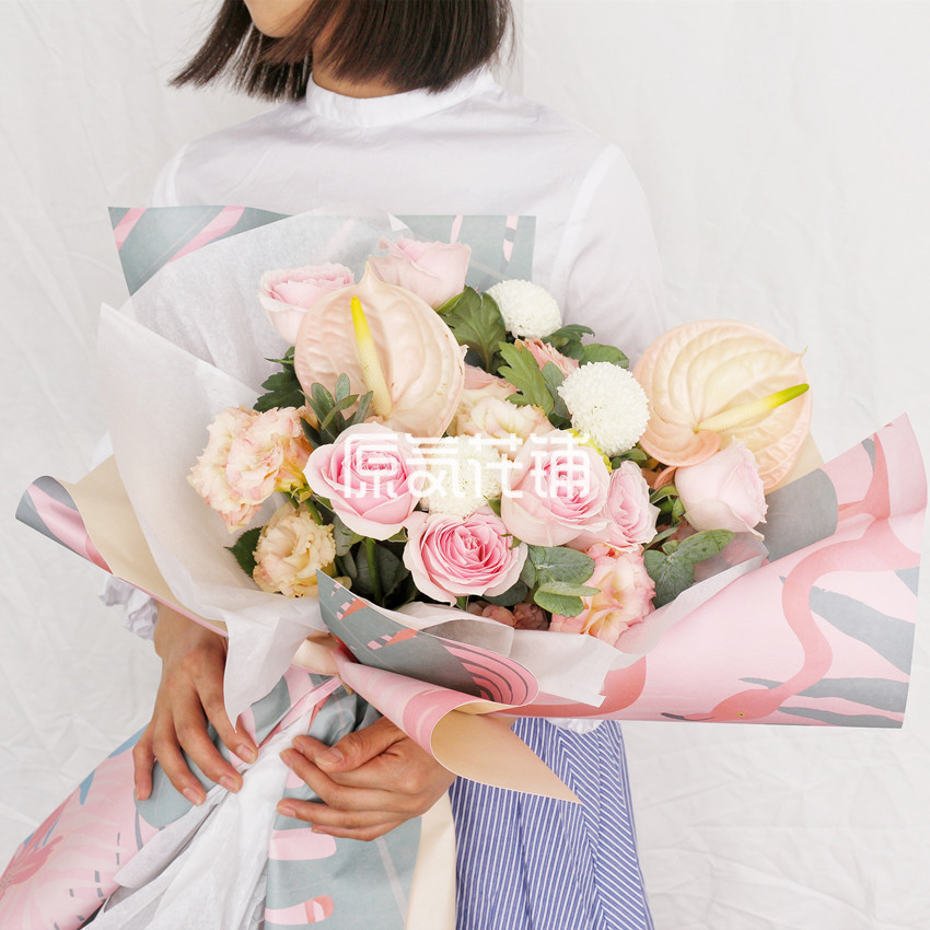 进口玫瑰乒乓菊火鹤花桔梗混合花束