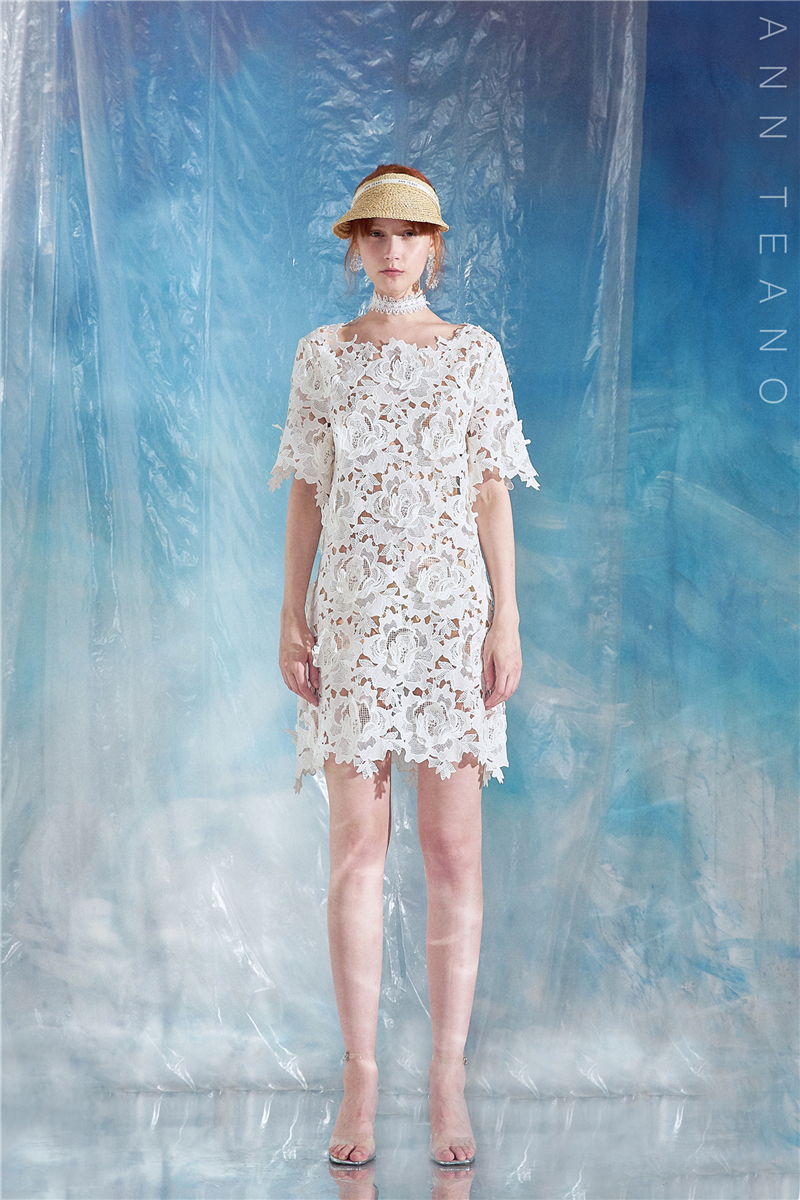 ann teano 水溶蕾丝连衣裙 (送杏色内搭) at18ss-d004wt