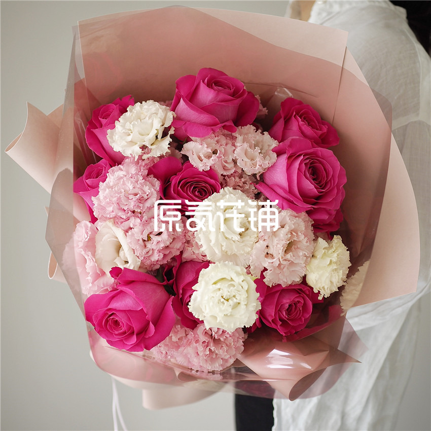 原气花铺-花店-上海-北京草莓慕斯--进口厄瓜多尔玫瑰无蕾龙胆花束-4