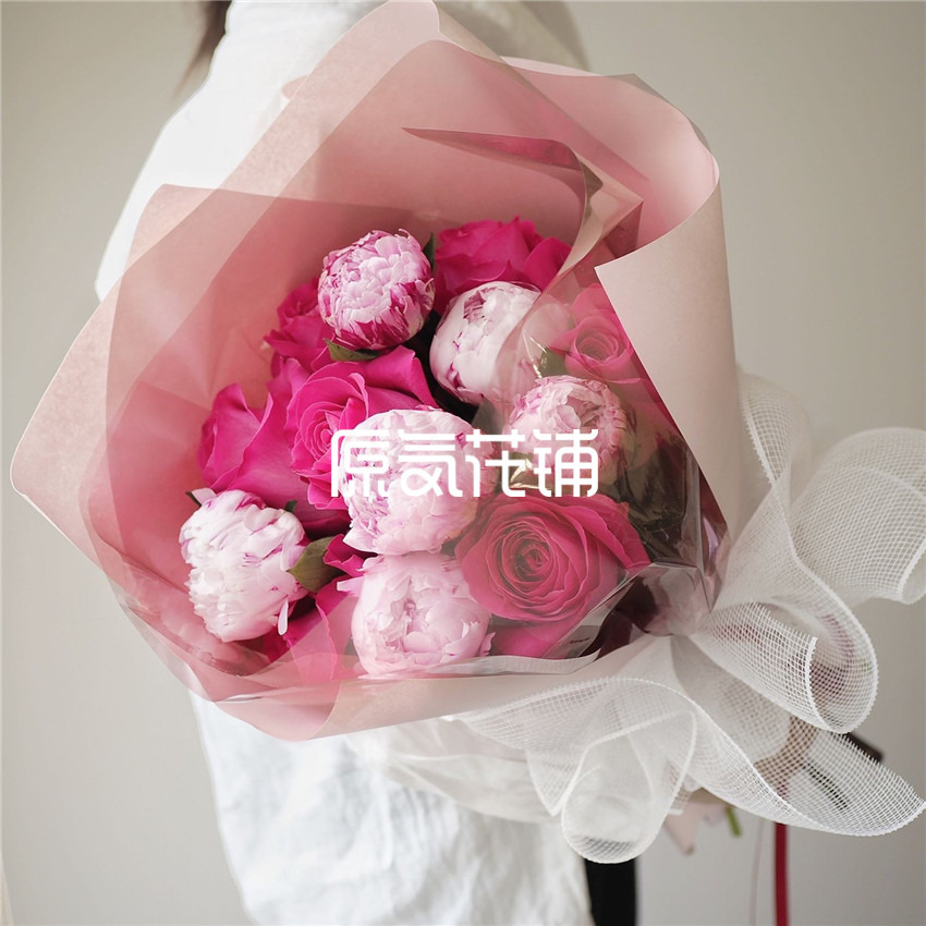 夏至 进口芍药玫瑰混合花束 夏至 进口芍药玫瑰混合花束