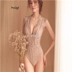 39usd Ngryise 1 Set girl night club hot dress many series