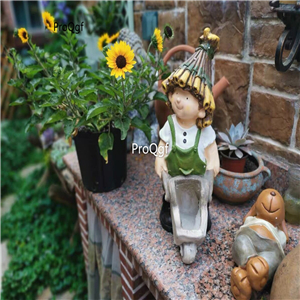 59usd Ngryise 1 Set Creative minshuku romantic boy or girl garden statue