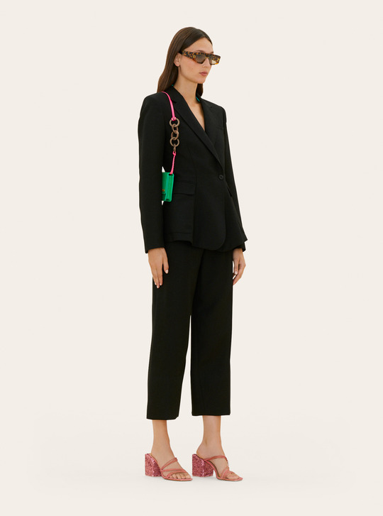 鱼骨垫肩双排扣西装