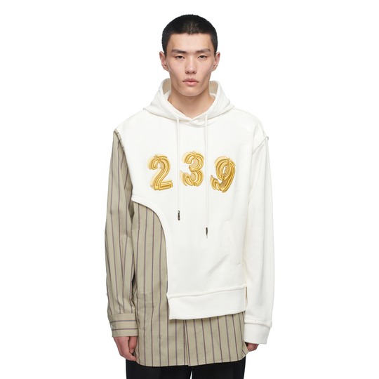 “239”3D刺绣衬衣拼接白色连帽衫