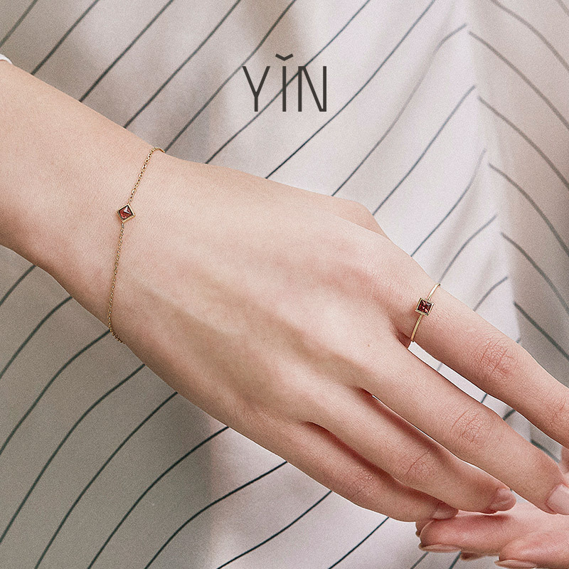 YIN隐 垠-无垠宇宙系列 18K金幸运红宝石火星戒指 情人节礼物-4