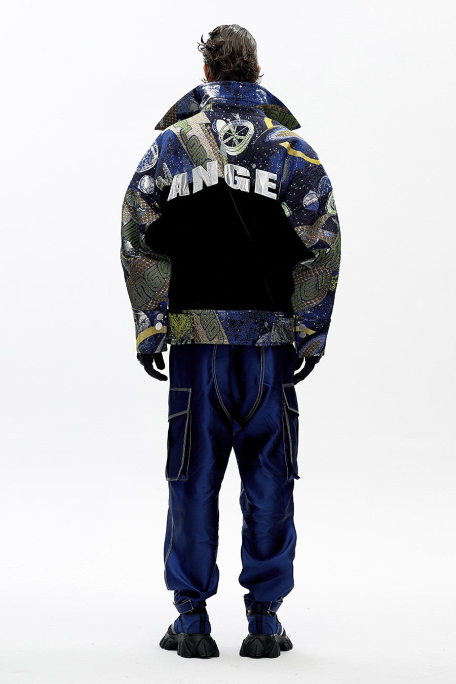 AW20 原创设计宇宙提花双口袋夹克-4