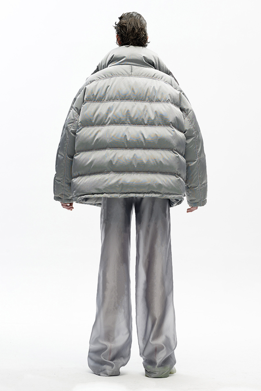AW20原创设计 金属光泽羽绒服-3