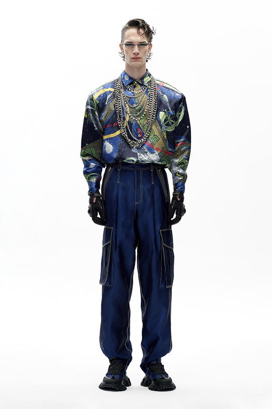 AW20 原创设计宇宙印花真丝衬衫