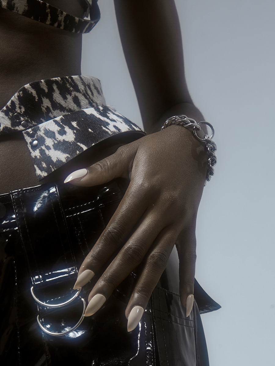 黑头钻石镶嵌吊坠装饰手链链条渐变大小原创设计小众-2