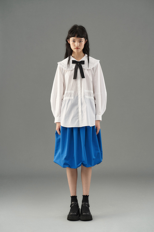 娃娃领抽带衬衫