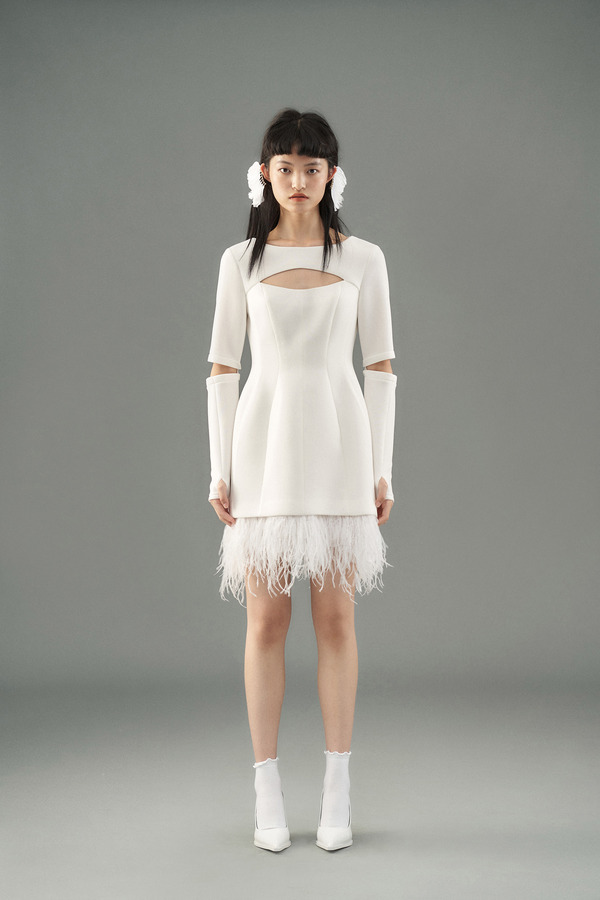 三维立体裁剪羽毛连衣裙