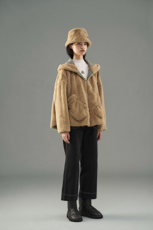 手形口袋正反面多穿连帽仿皮草外套