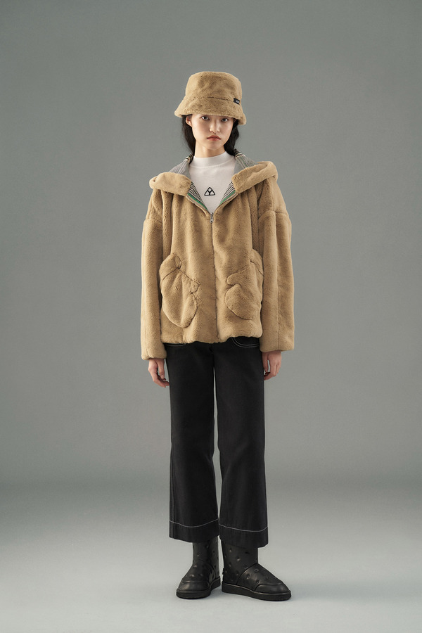 手形口袋正反面多穿连帽仿皮草外套