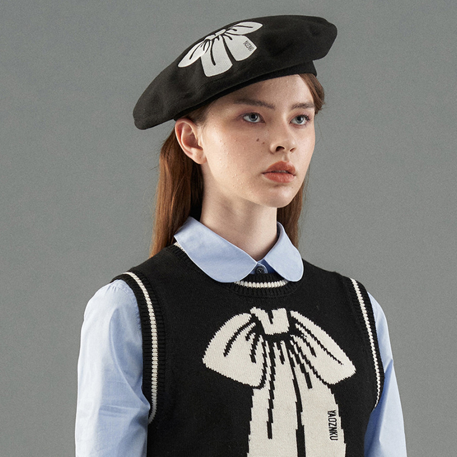 蝴蝶结夜光刺绣贝雷帽