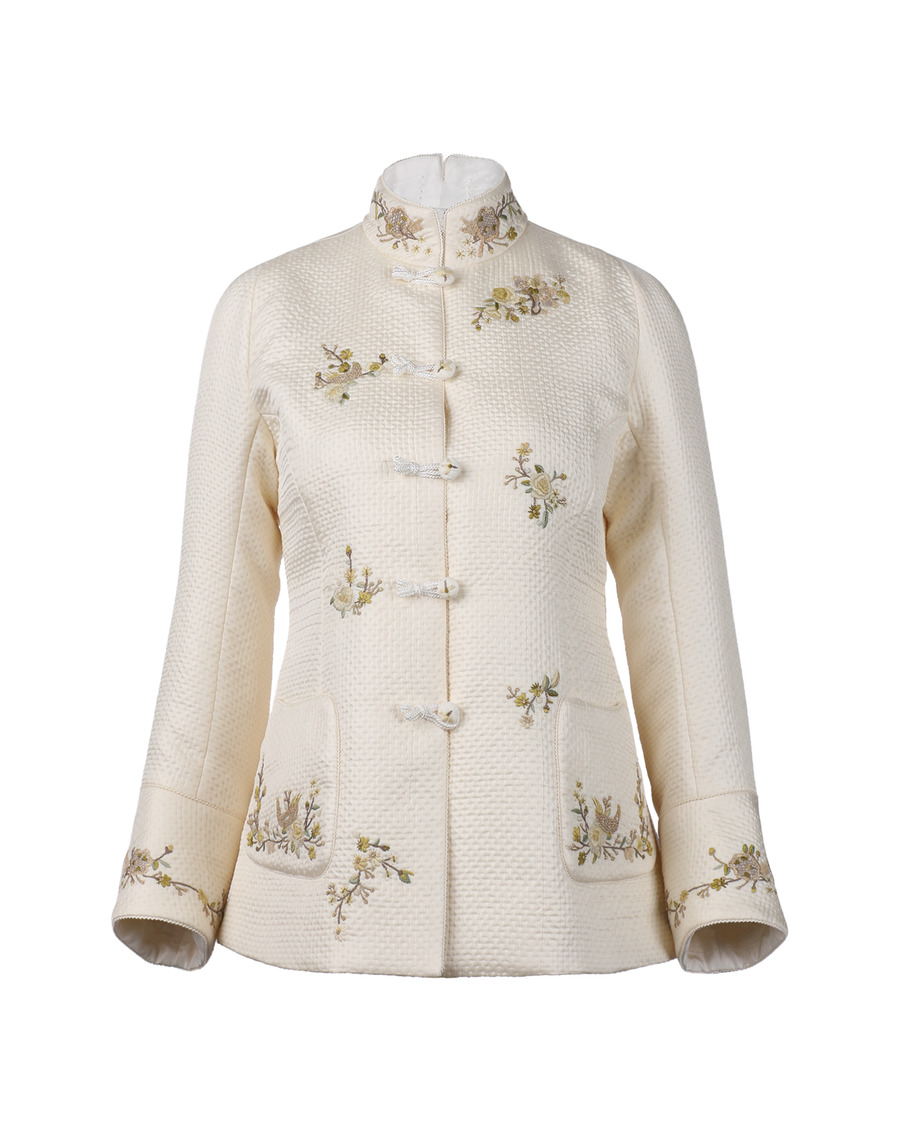 手工扣饰刺绣外套