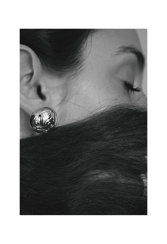 手工扣饰刺绣外套