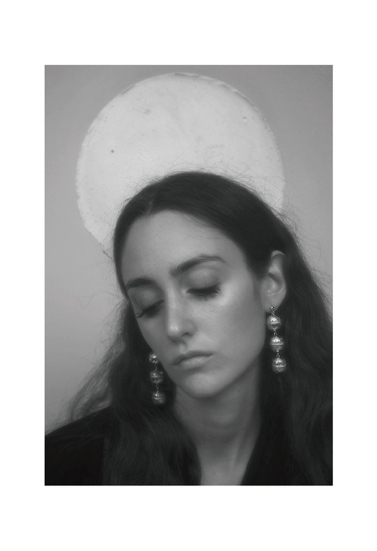 手工扣饰刺绣外套