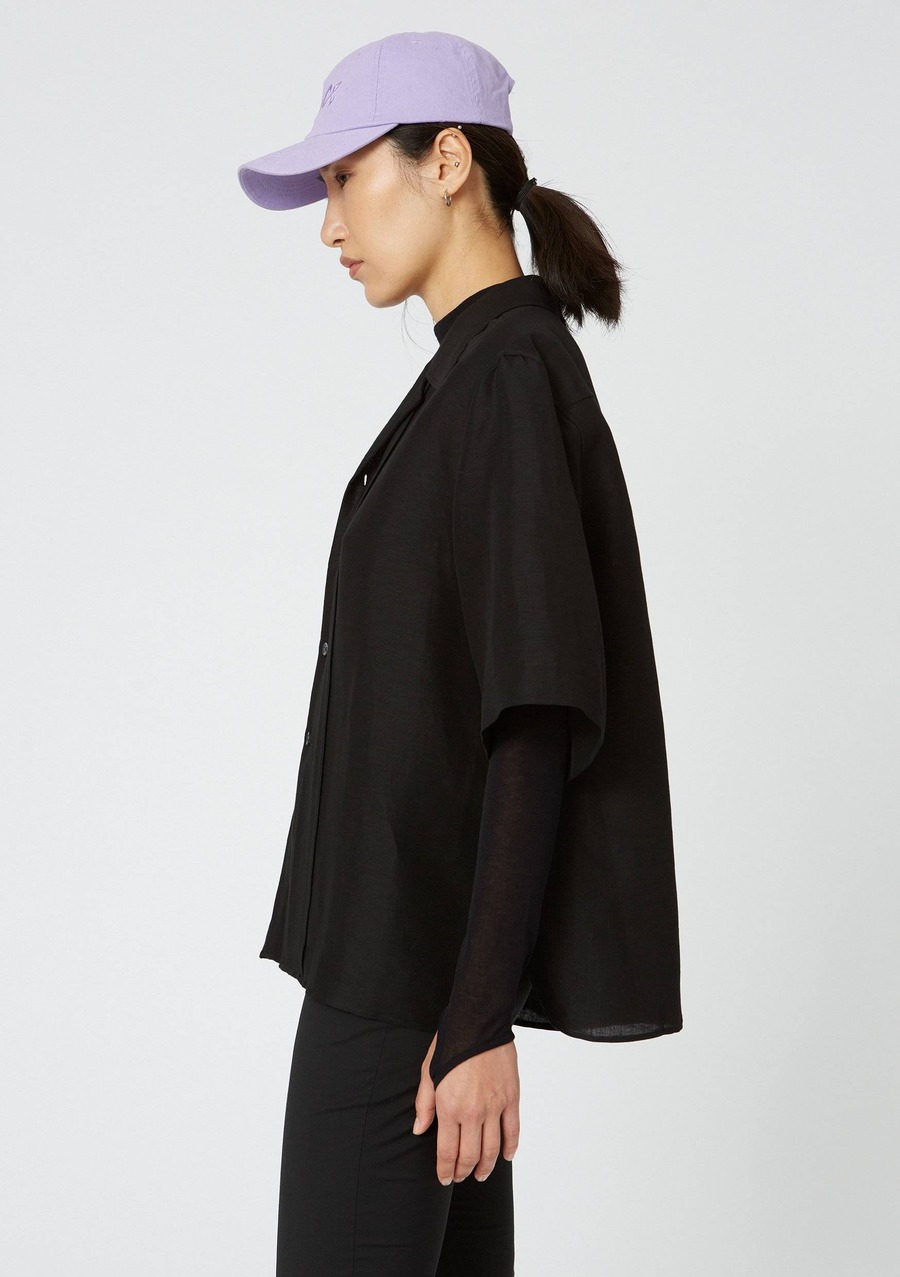 手工扣饰刺绣外套-2