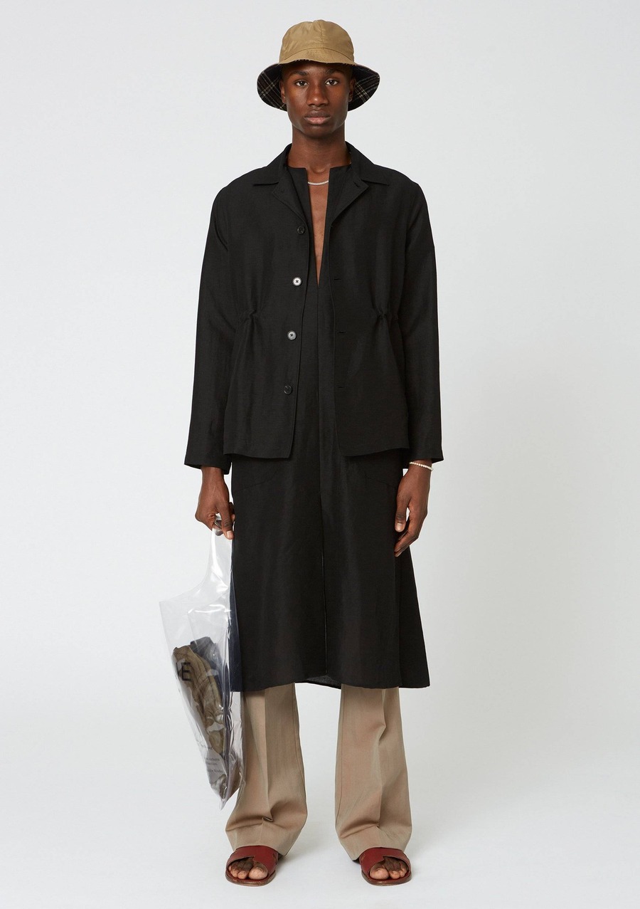 手工扣饰刺绣外套