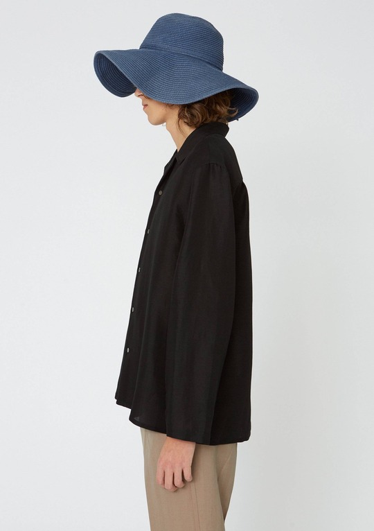 手工扣饰刺绣外套