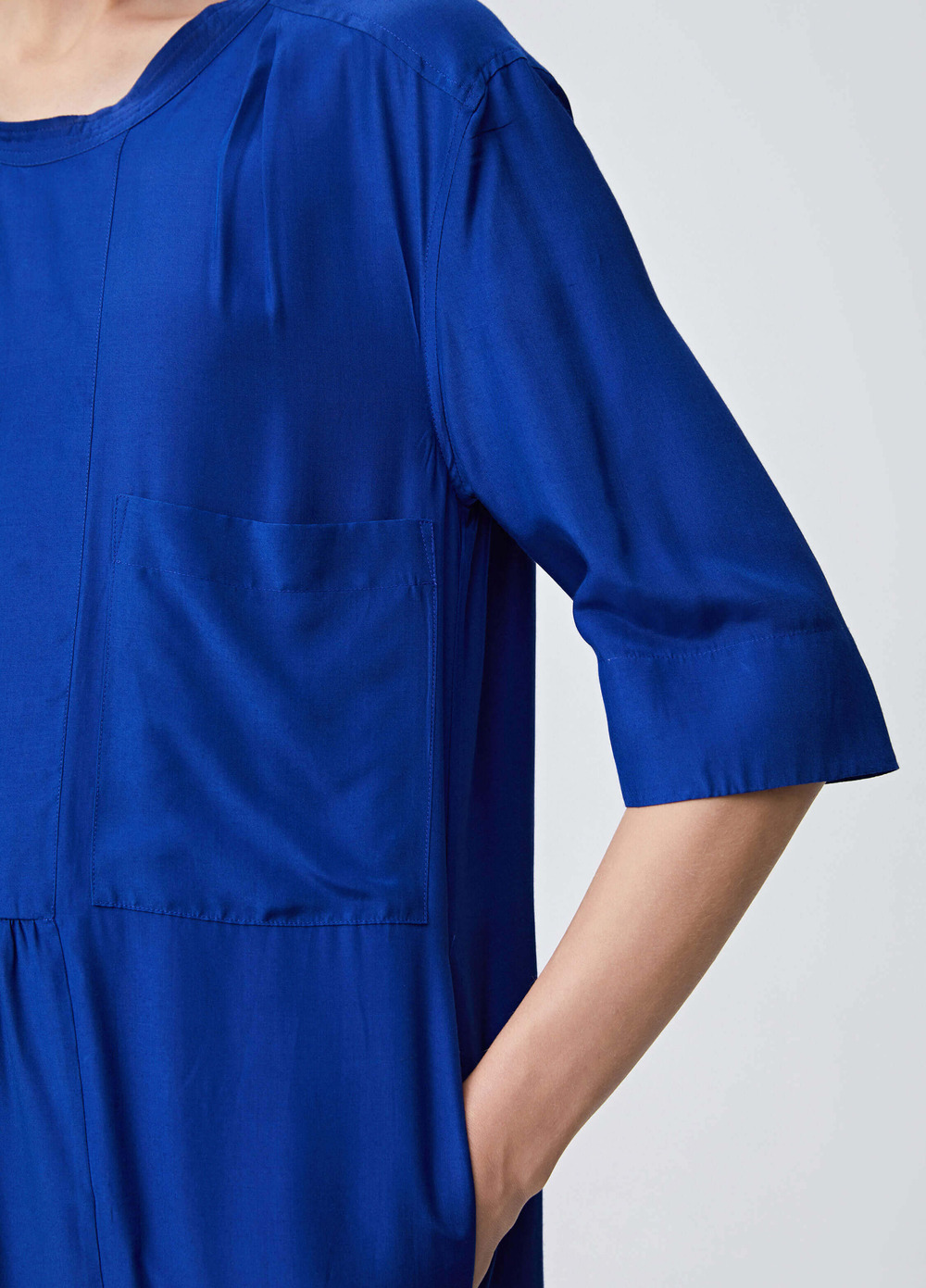 宫廷风双领镂空廓形衬衫-2