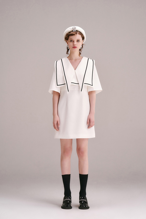 可拆卸坎肩连衣裙