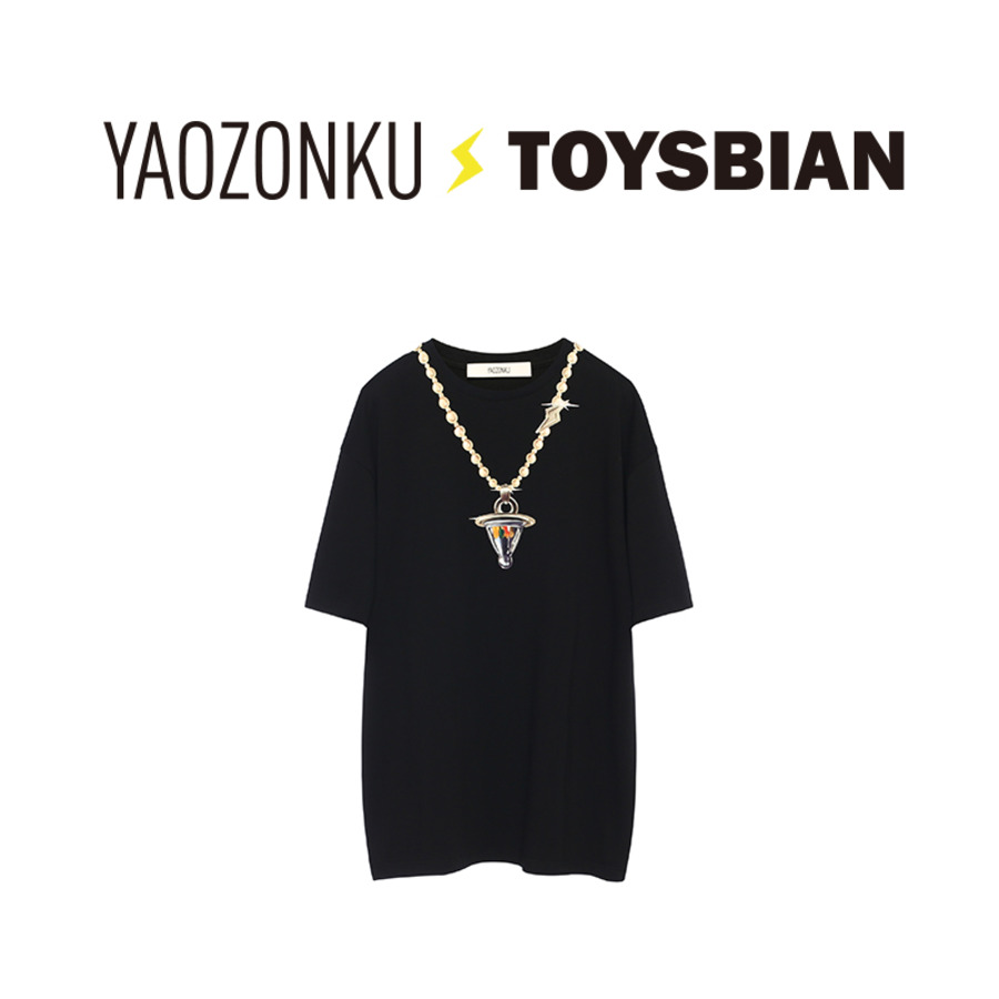 奶嘴项链T恤