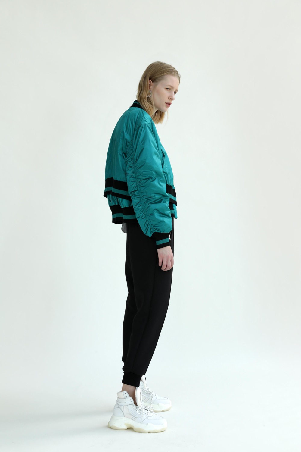 飞行员夹克羽绒服